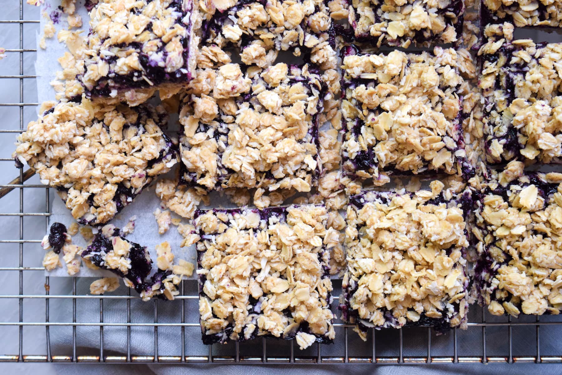 Wildberry Pie Oat Bars