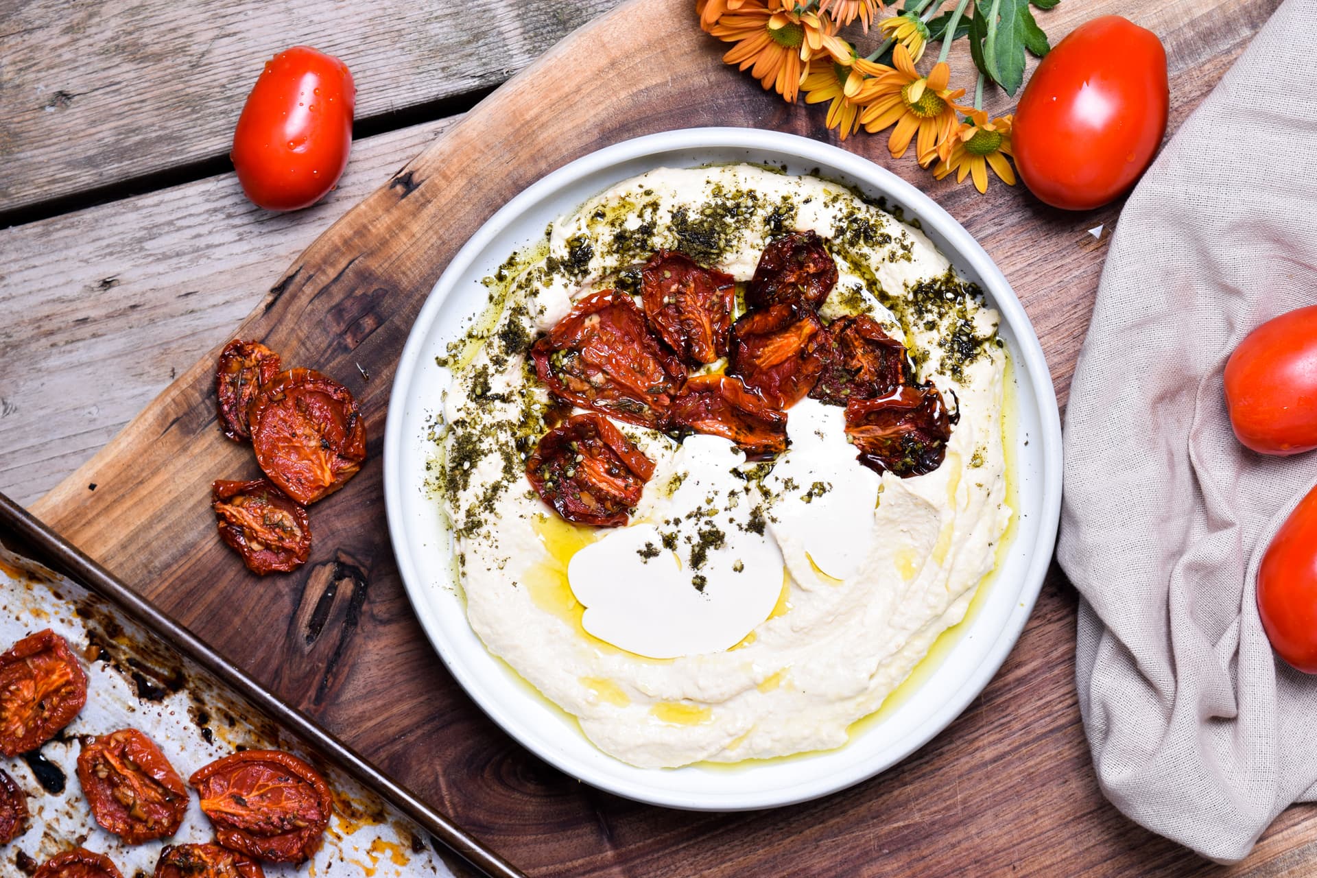 Hummus “Im Bassar” - Hummus with Spiced Meat and Herbs