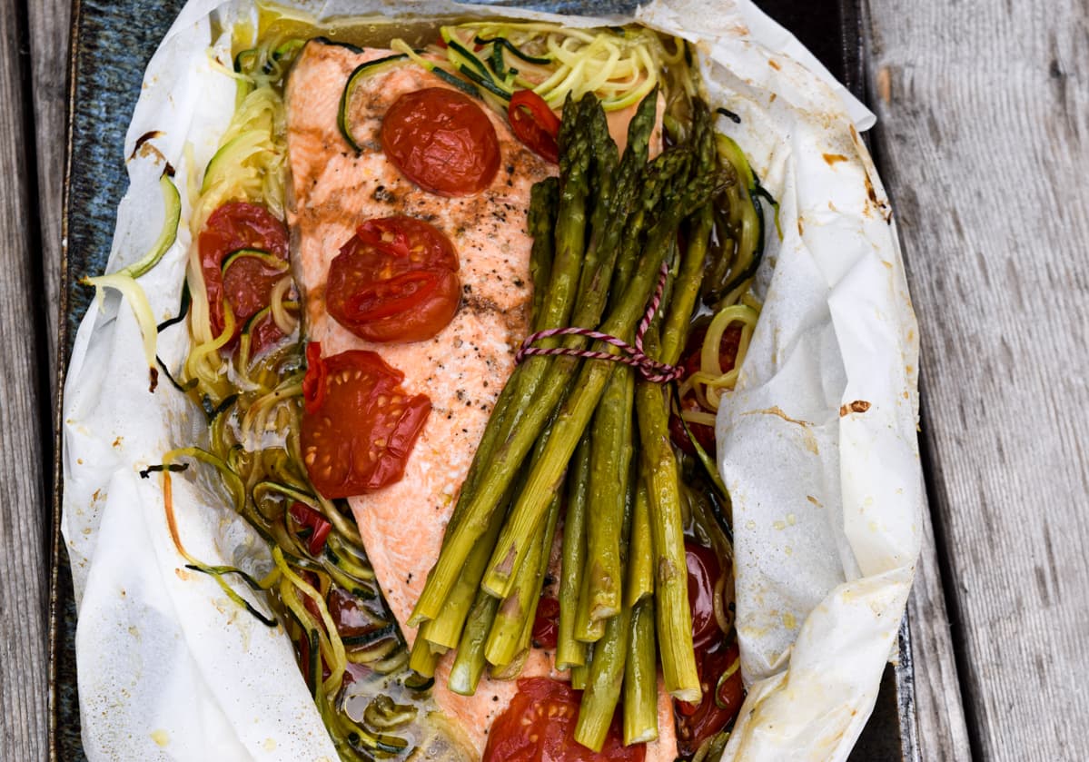 Trout in Parchment with Tomato, Asparagus and Zucchini