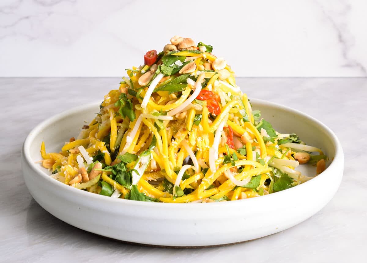 Fresh Mango and Cabbage Slaw with Lime