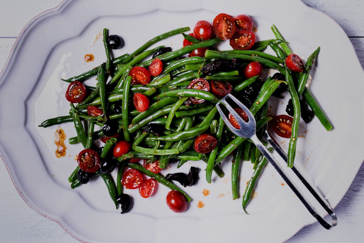 Simple Tomato Herb Salad