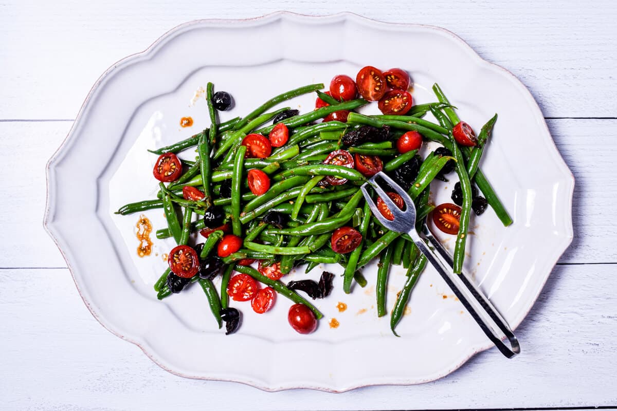 Summer Grilled Corn Salad with Black Beans and Tomato